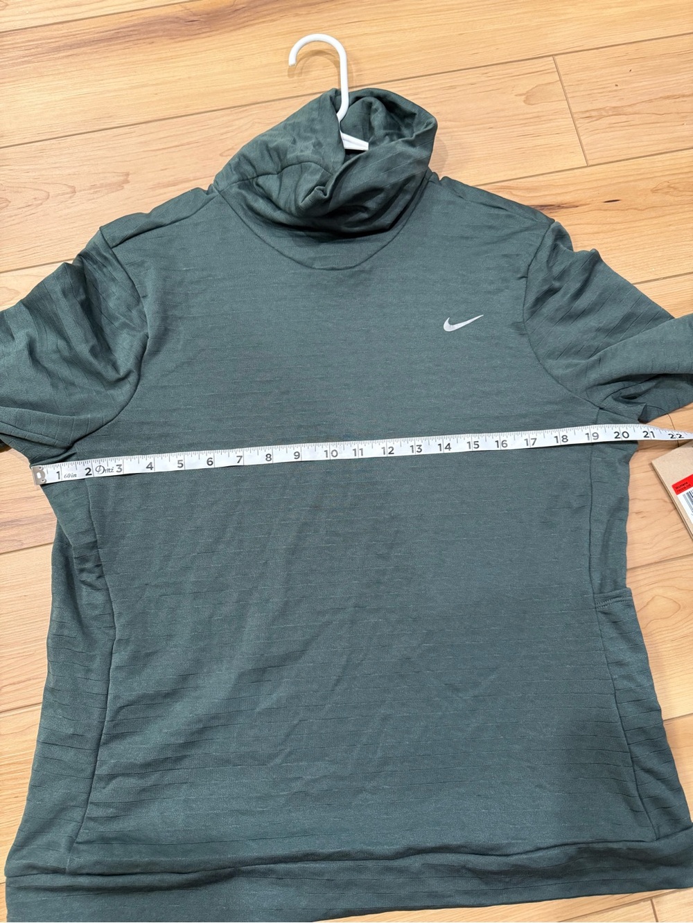 Nike Therma-Fit Pullover - Picture 7 of 10